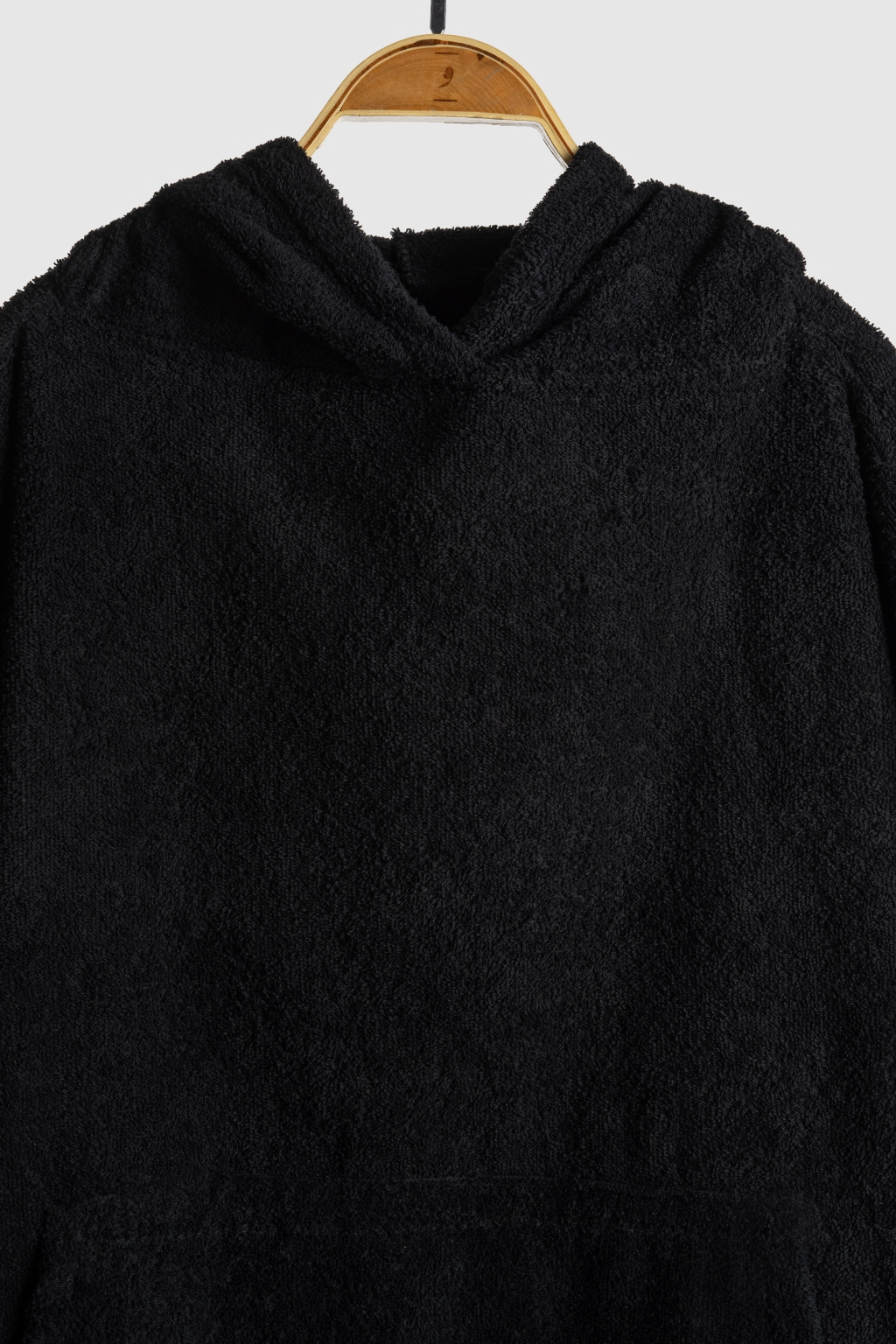 poncho black towel 1