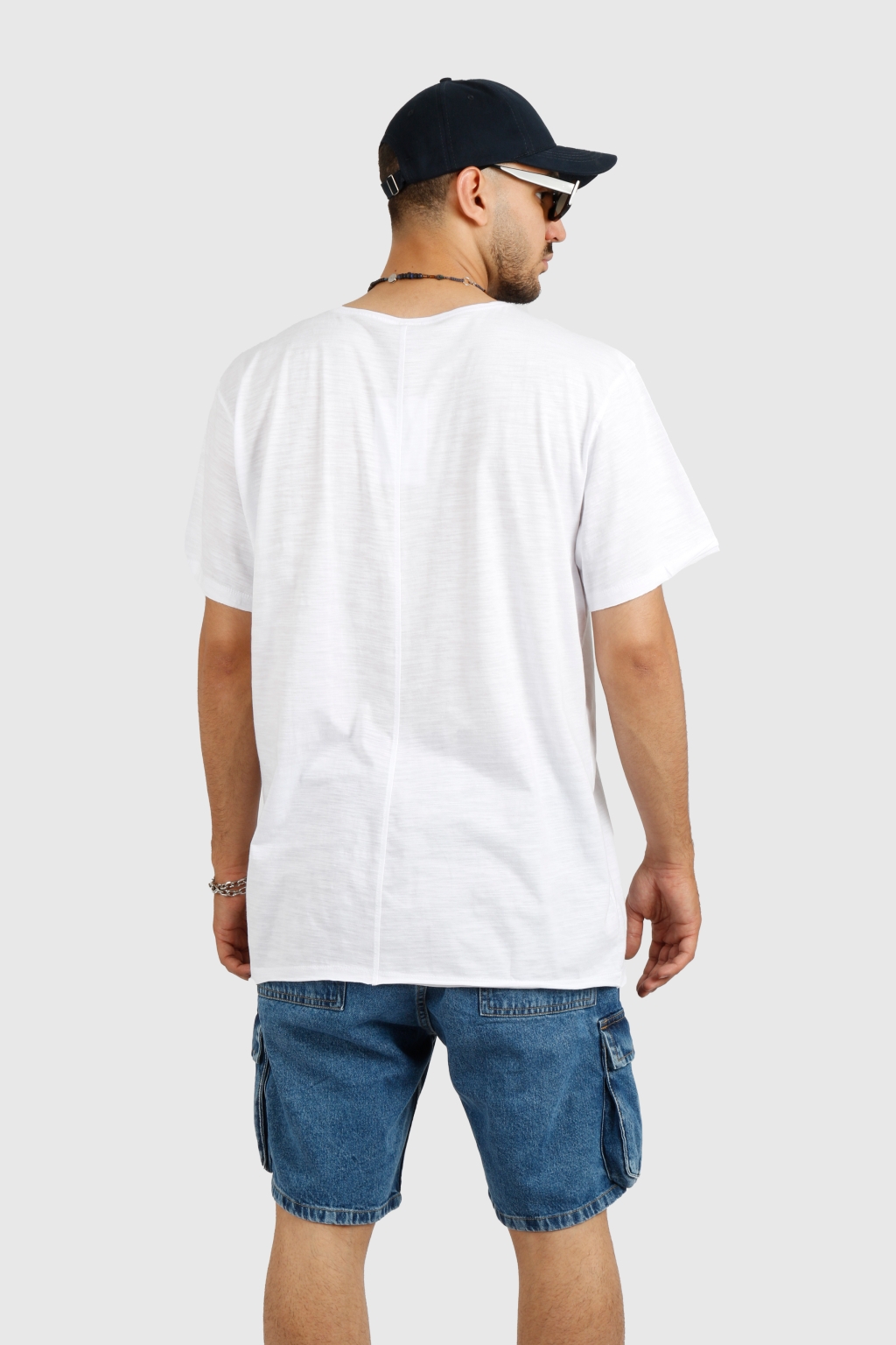 summer white tankhor 4