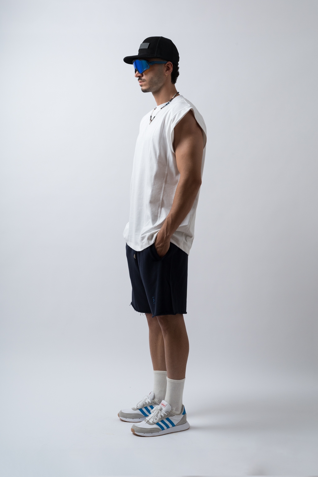 rekabi white 1