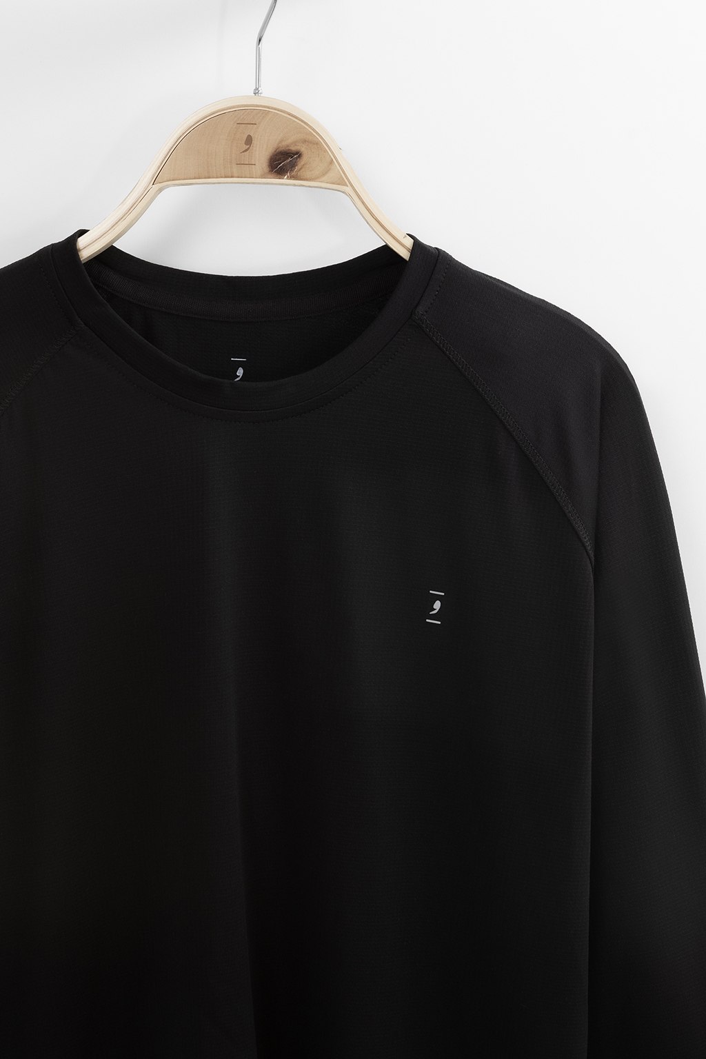 train  black 1