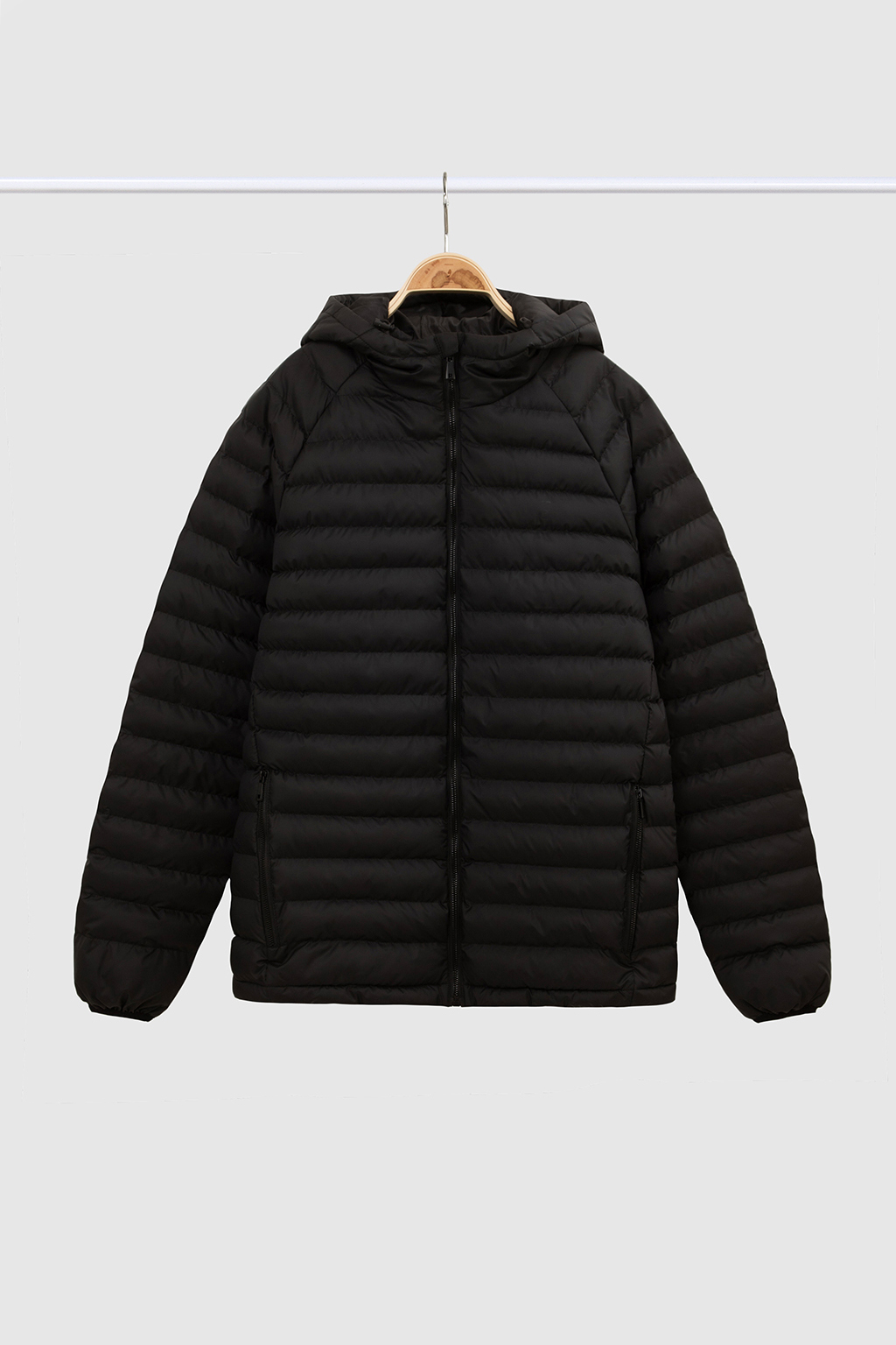  ژاکت پافر کلاهدار مشکی