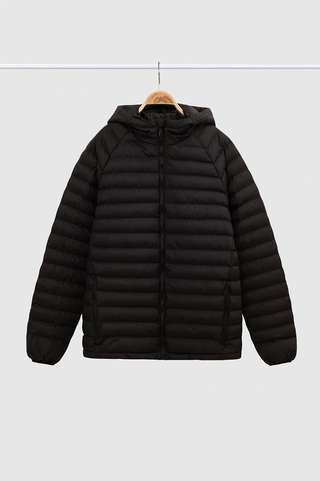  ژاکت پافر کلاهدار مشکی