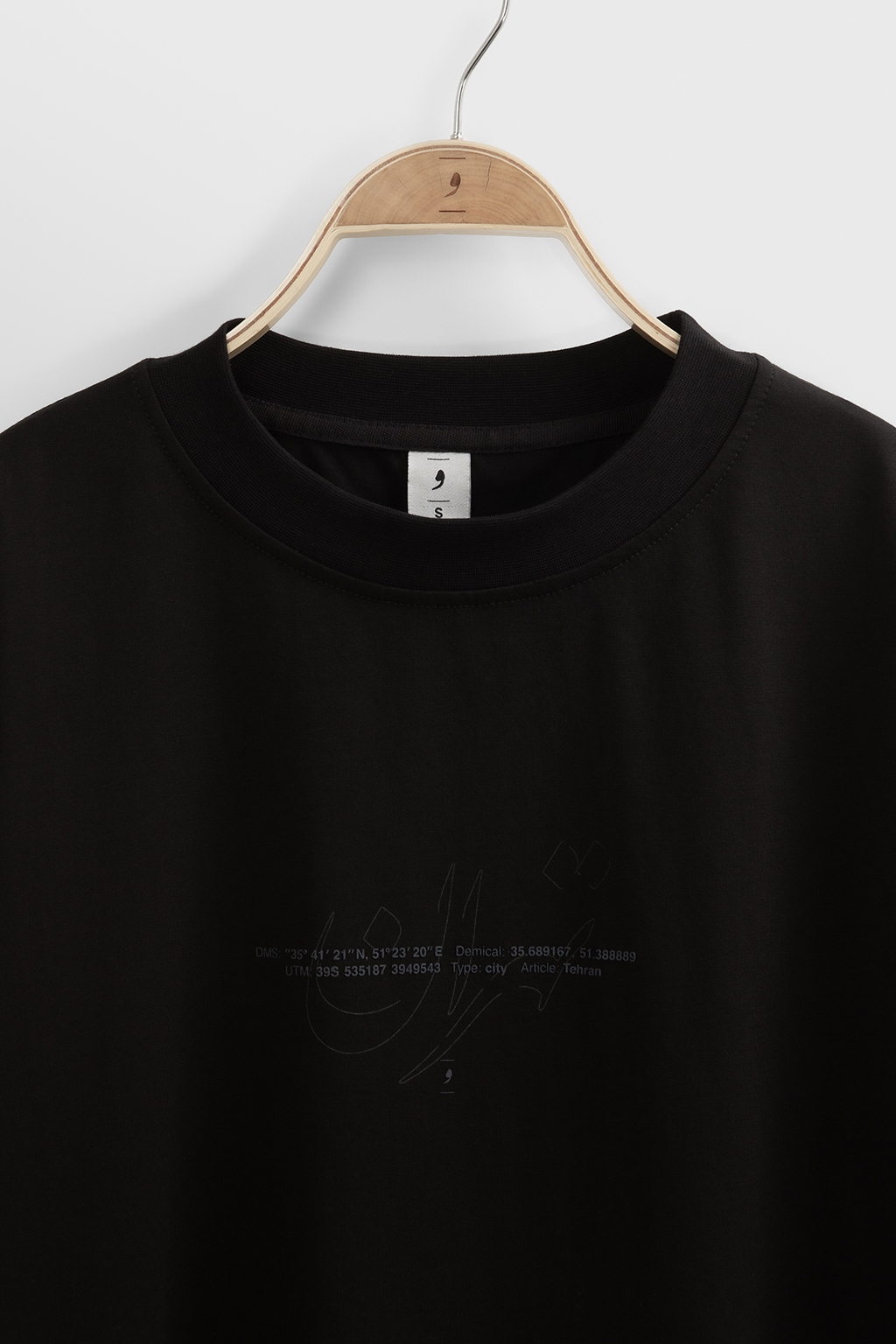 tee tehran black  1