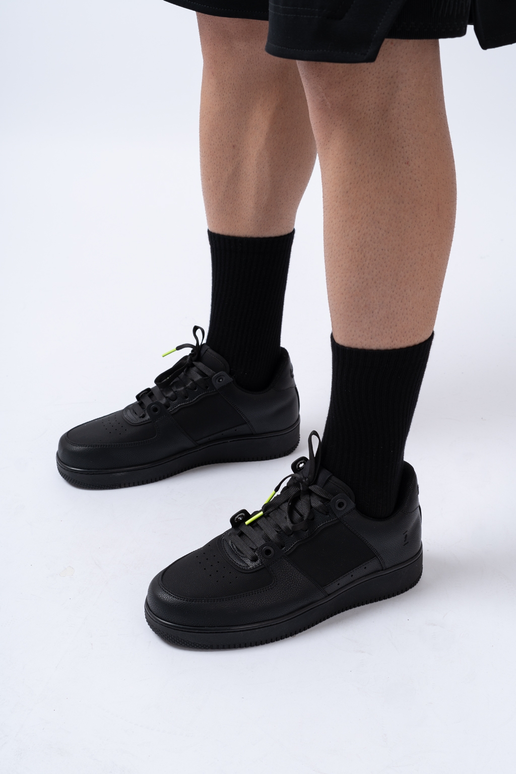 SPACE BLACK 1