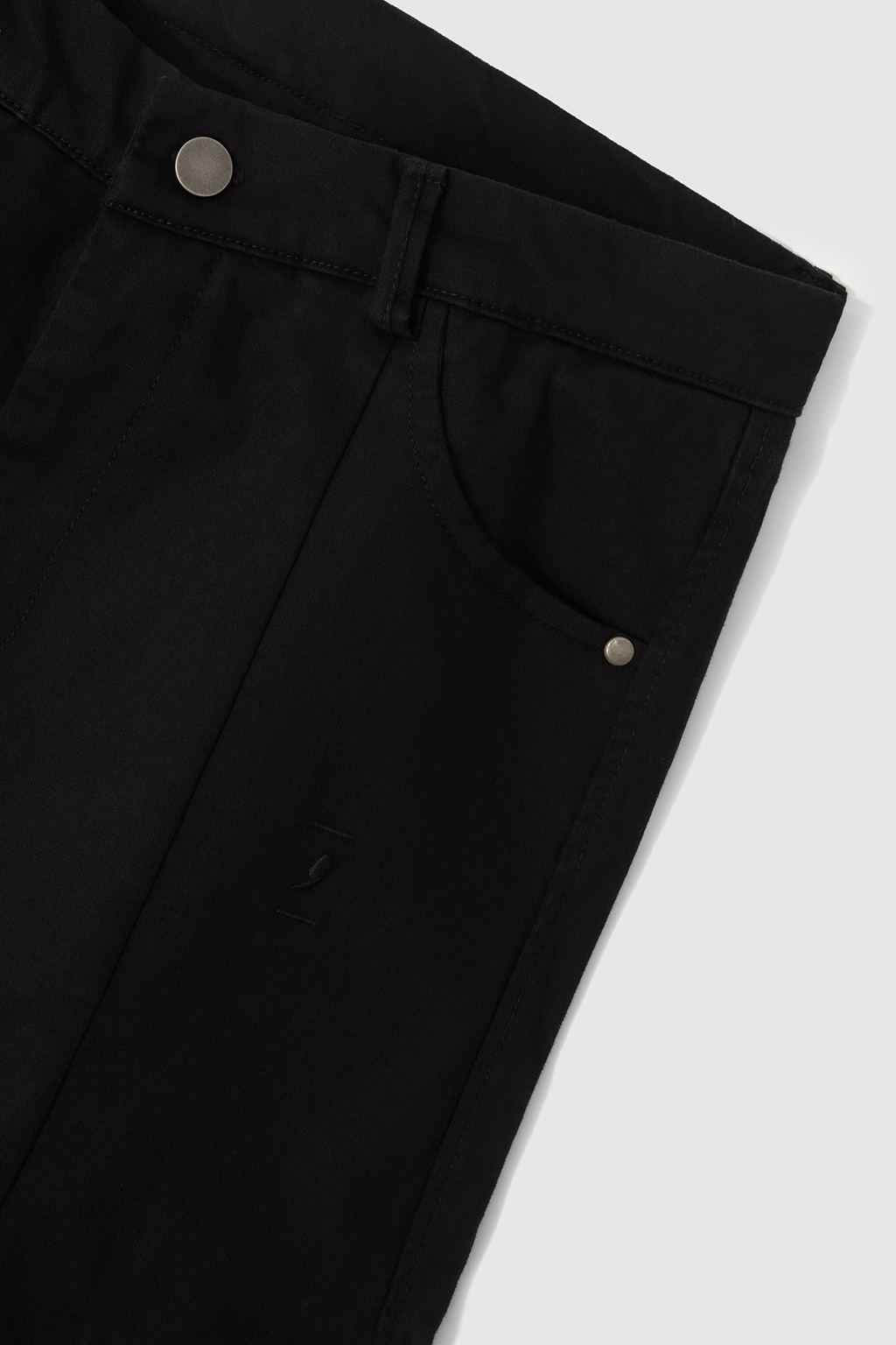 bomber black 1