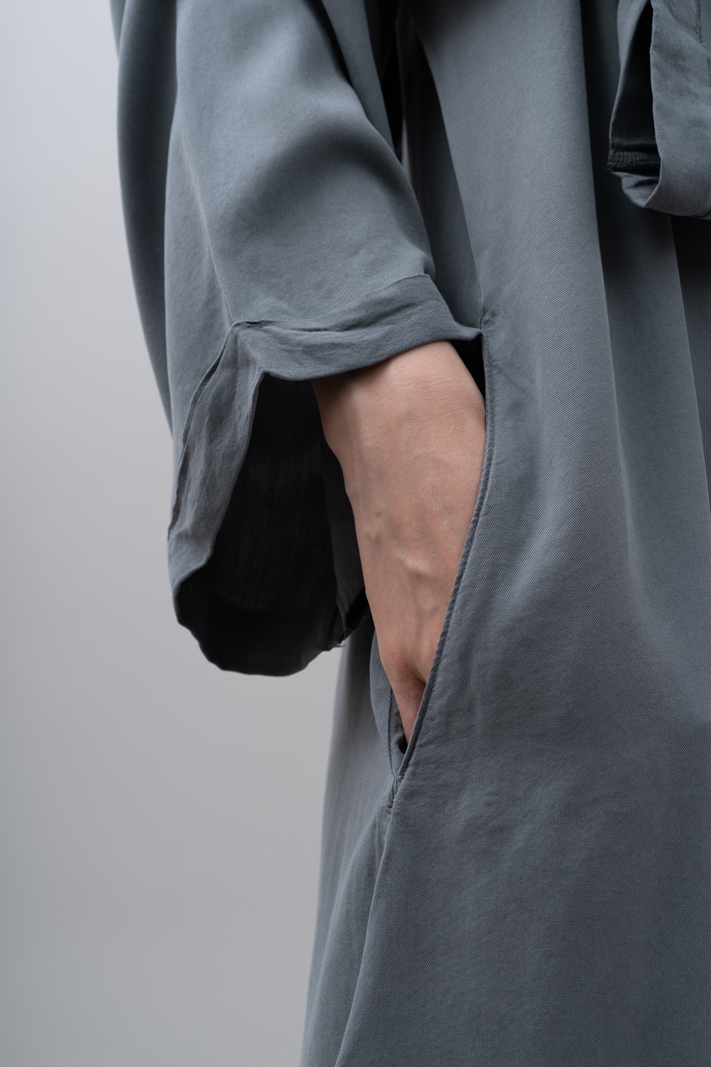 u neck gray 5