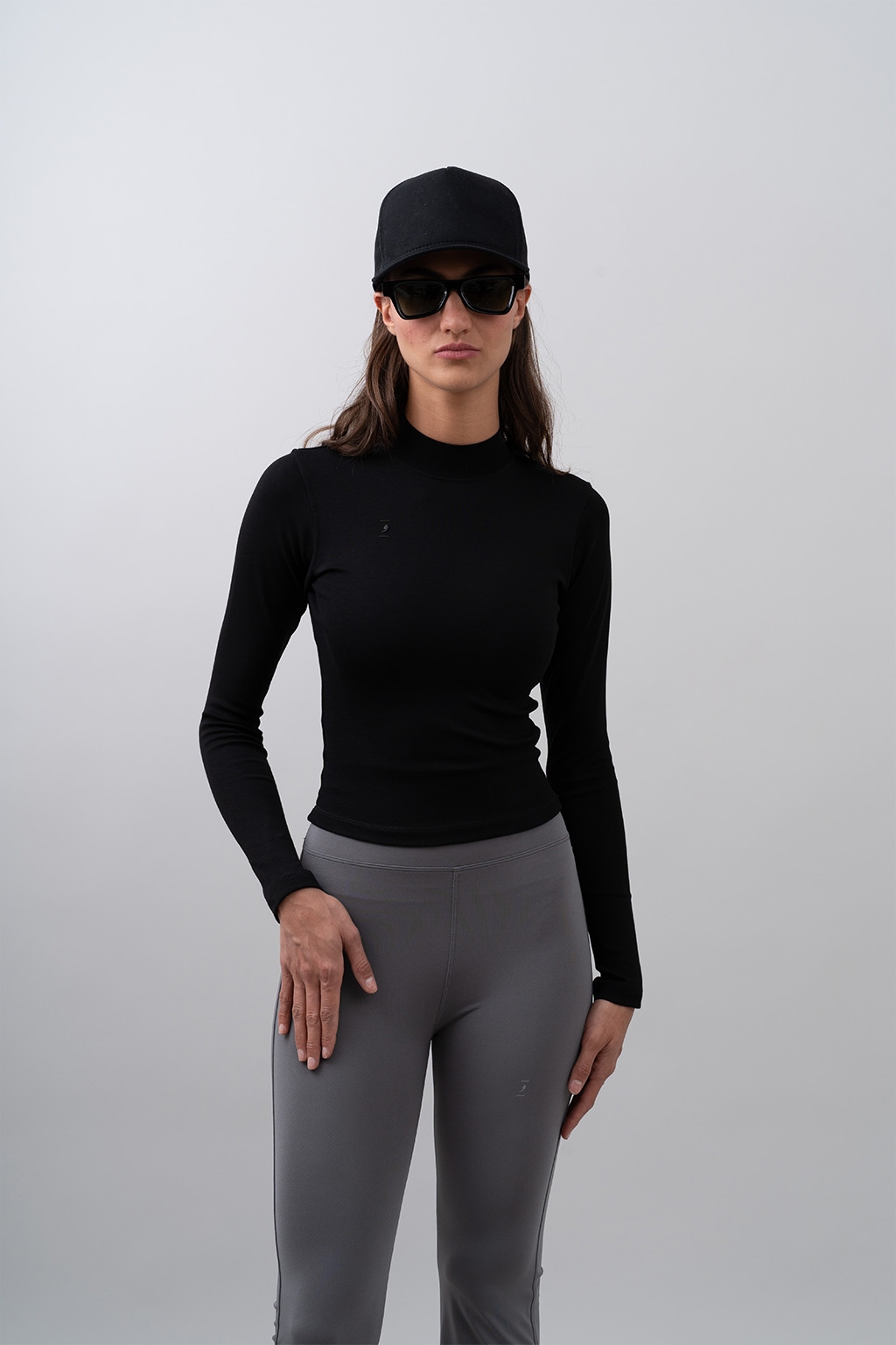 L-sleeve BAMBI black 1