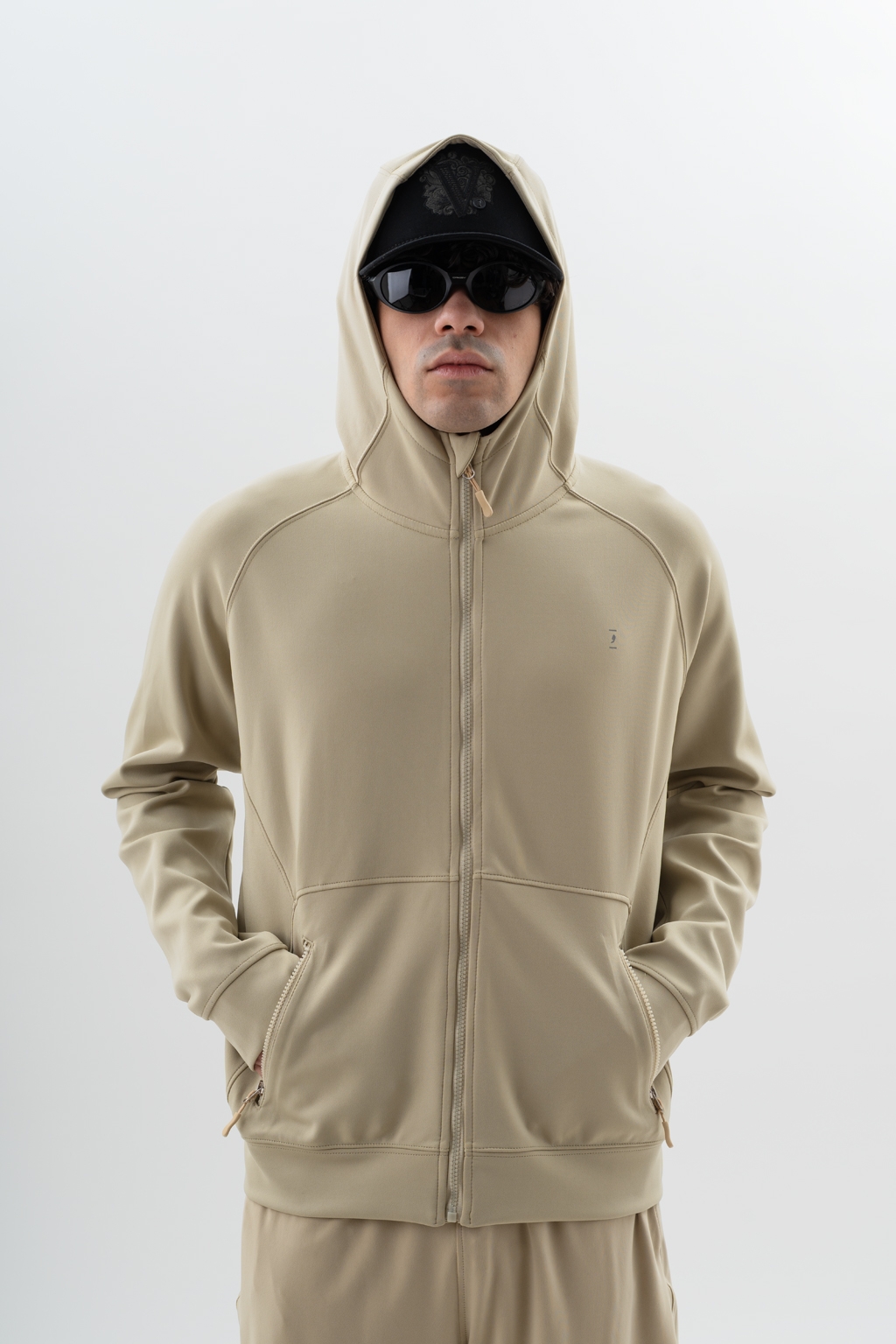 khaki 1