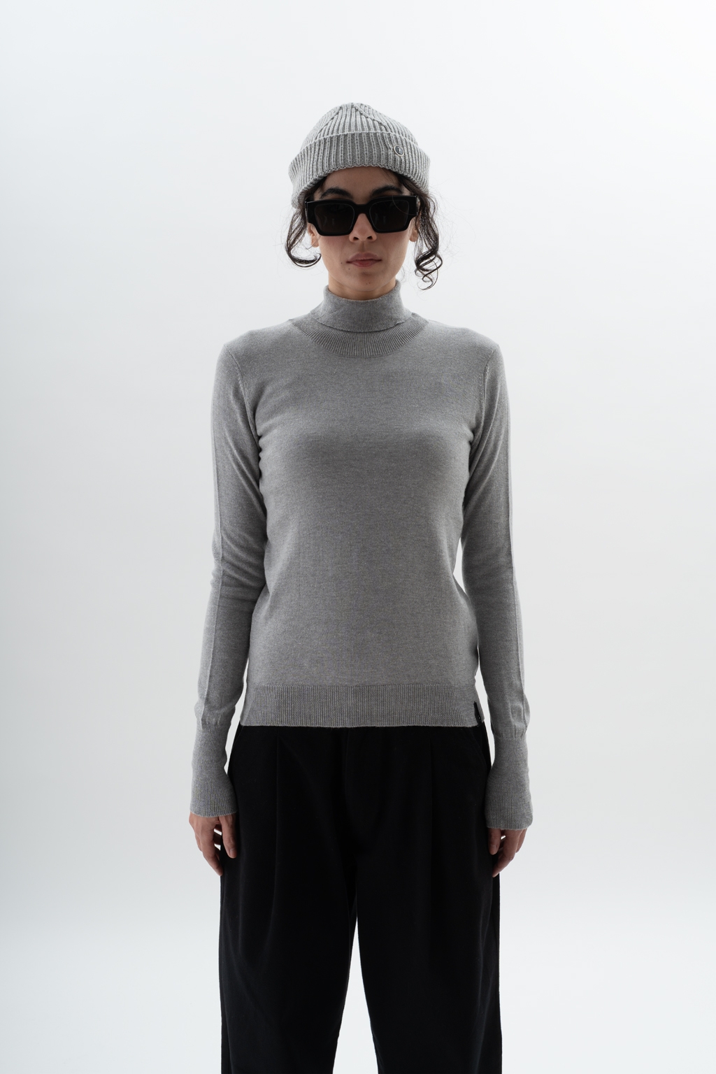 turtleneck grey 1